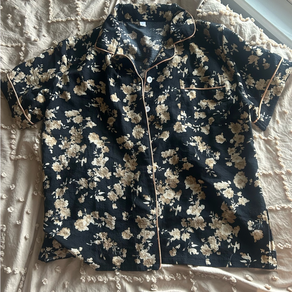 NWOT Black Floral Pajama Set